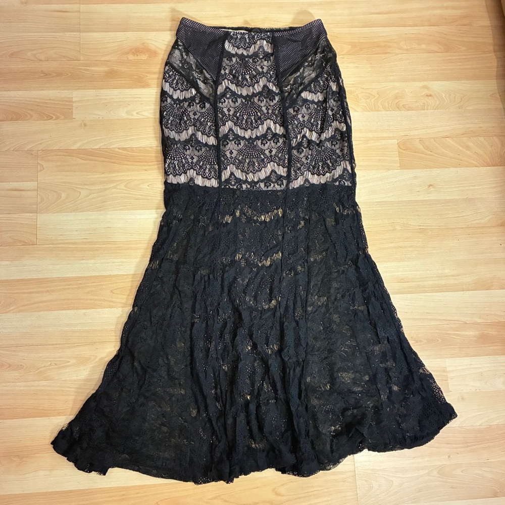 GUESS Black & Nude Lace Maxi Skirt Women’s Small S Mermaid Boho